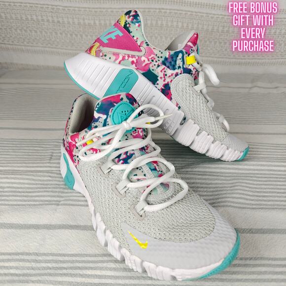 Nike Metcon 4 Floral Training Running Shoes Gray Multi Women’s Size 7.5 NEW - Picture 1 of 11